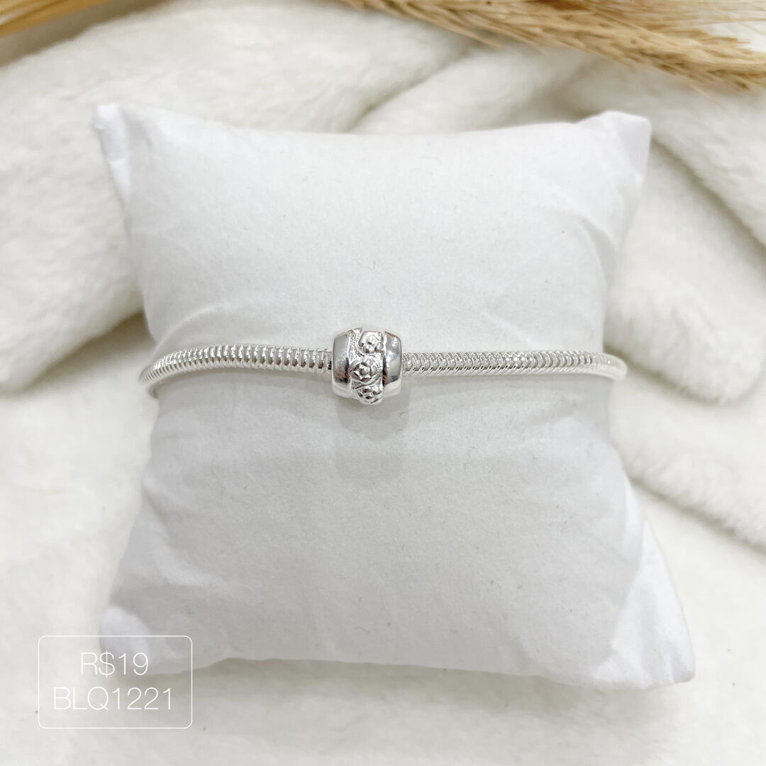 Berloque Vaso Flor Passador Liso Prateado